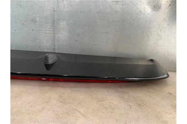 Recambio de aleron trasero para citroen c4 picasso 2.0 hdi referencia OEM IAM 8742P9  