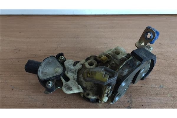 Recambio de cierre electromagnetico trasero izquierdo para nissan primera berl./ traveller (p10/w10) 1.6 gx berlina (a,e) refere