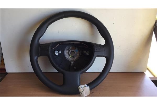 Recambio de volante para opel corsa c 1.4 comfort referencia OEM IAM 9156010 8039566 