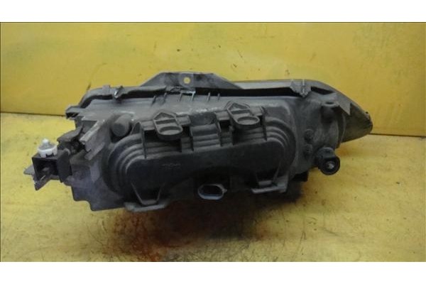 Recambio de faro delantero izquierdo para renault laguna (b56) 2.0 (b56c/h/n) referencia OEM IAM 7701038261  