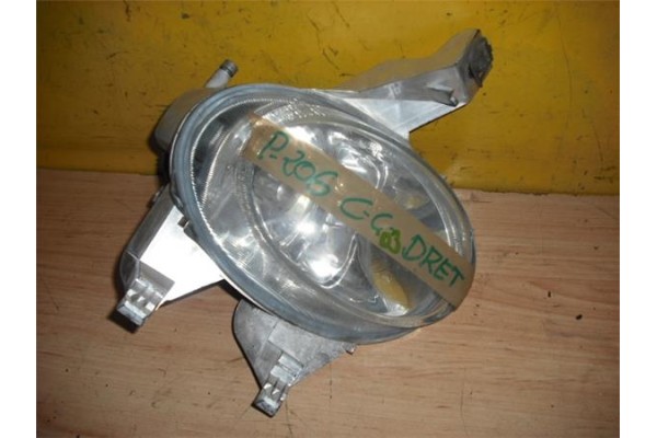 Recambio de faro antiniebla derecho para peugeot 206 cc (2001) 2.0 s16 referencia OEM IAM   