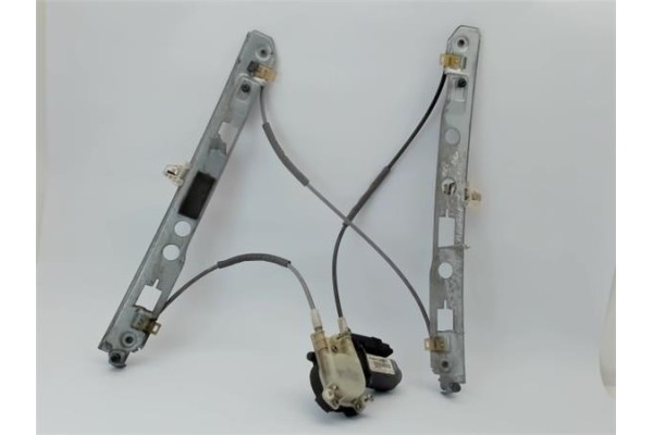Recambio de mecanismo elevalunas delantero derecho para renault megane ii berlina 5p referencia OEM IAM 820028071  