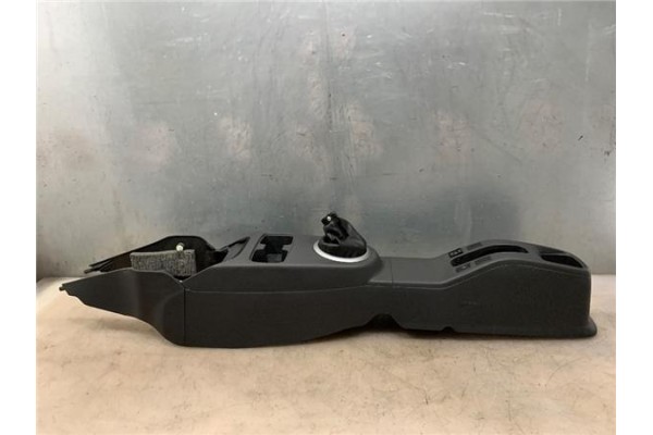 Recambio de embellecedor consola central para fiat sedici (189) 1.9 jtd 8v 120 emotion referencia OEM IAM 71743243  