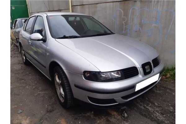 seat leon (1m1)(11.1999) del año 