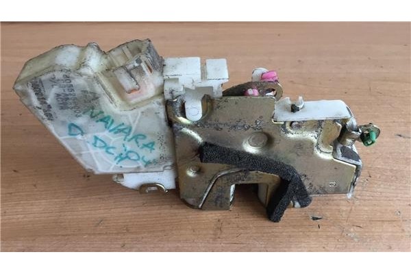 Recambio de cierre electromagnetico delantero derecho para nissan pickup (d22) 2.5 doppelkabine td 4x4 referencia OEM IAM 805525