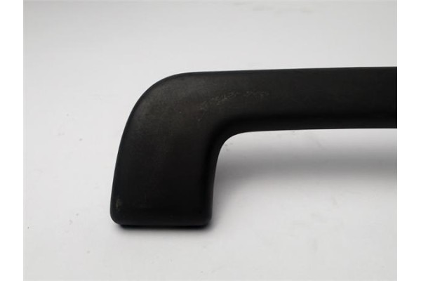 Recambio de asidero superior delantero derecho para audi rs3 sportback (8vf) 2.5 tfsi quattro referencia OEM IAM 8V0857607  