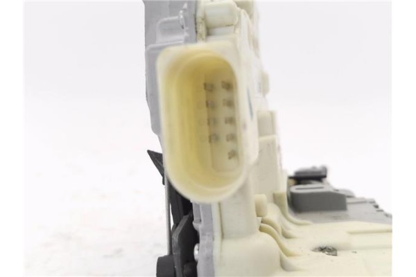 Recambio de cierre electromagnetico delantero izquierdo para seat altea xl (5p5) 1.9 tdi referencia OEM IAM 1P1837015  