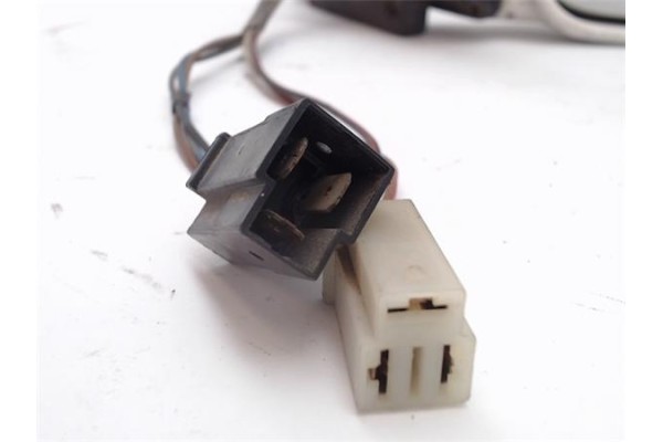 Recambio de retrovisor electrico derecho para volkswagen passat berlina (312) referencia OEM IAM   