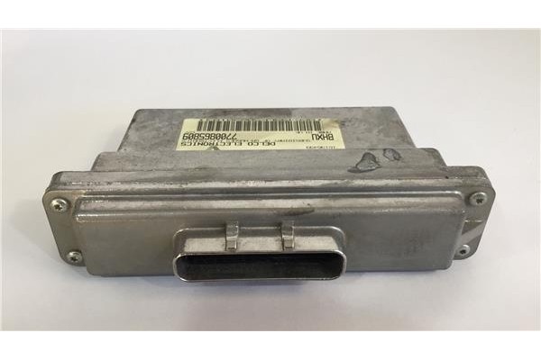 Recambio de centralita para renault 19 ii chamade (l53_) 1.4 referencia OEM IAM 7700861413 7700865809 