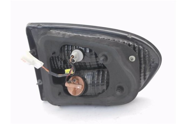 Recambio de piloto porton trasero derecho para hyundai h-1 furgón 2.5 crdi referencia OEM IAM 924064A61  
