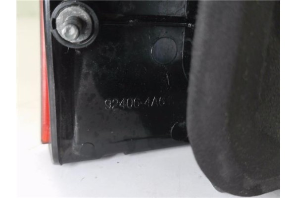 Recambio de piloto porton trasero derecho para hyundai h-1 furgón 2.5 crdi referencia OEM IAM 924064A61  