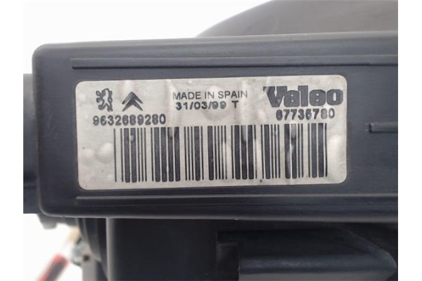 Recambio de faro delantero dcho para peugeot 206 1.4 i referencia OEM IAM 9632689280 67735780 
