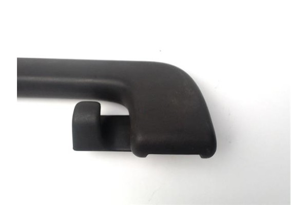 Recambio de asidero superior trasero izquierdo para audi rs3 sportback (8vf) 2.5 tfsi quattro referencia OEM IAM 8V0857607A  