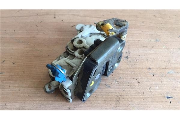 Recambio de cierre electromagnetico delantero derecho para nissan micra (k11) 1.0 lx referencia OEM IAM   