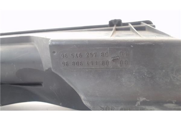 Recambio de carcasa filtro aire para peugeot 207 1.4 16v referencia OEM IAM 036129611CD 9,65463E+11 
