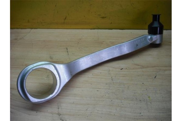Recambio de brazo inferior delantero derecho para mercedes-benz clase e (bm 211) berlina 2.2 e 200 cdi (211.004) referencia OEM 