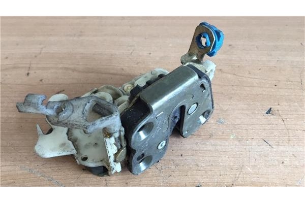 Recambio de cierre electromagnetico delantero izquierdo para nissan micra (k11) 1.0 lx referencia OEM IAM   