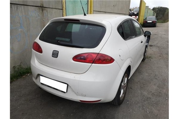 SEAT LEON (1P1)