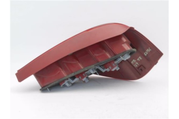 Recambio de piloto trasero izquierdo para mercedes-benz clase a (bm 169) 2.0 a 180 cdi (169.007) referencia OEM IAM A1698200364L