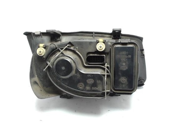 Recambio de faro delantero izquierdo para volkswagen bora berlina (1j2) referencia OEM IAM 1J5941015BC 1EH96356067 