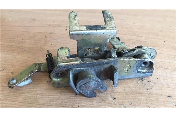 Recambio de cierre electromagnetico delantero derecho para nissan trade furgón 2.0 d referencia OEM IAM   