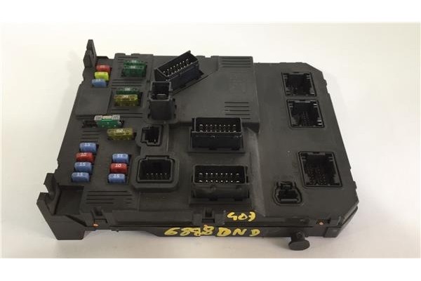 Recambio de caja fusibles/rele para peugeot 407 sw 2.0 hdi 135 referencia OEM IAM 9665508380  