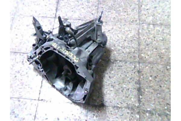 Recambio de caja cambios manual para renault scenic ii (jm) 1.9 dci (jm12, jm0g) referencia OEM IAM 7701717702 F9Q804 