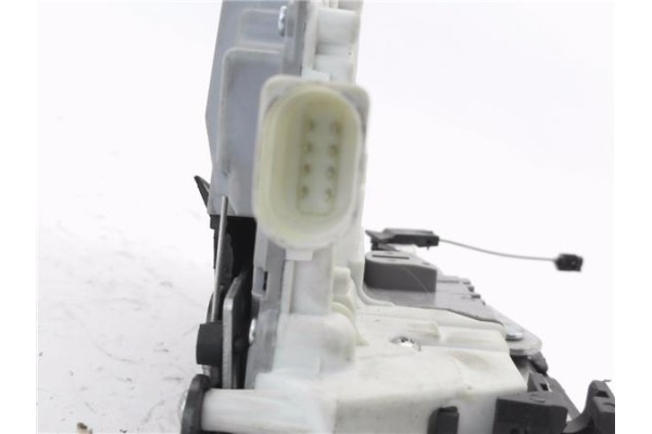 Recambio de cierre electromagnetico trasero izquierdo para seat altea xl (5p5) 1.9 tdi referencia OEM IAM 18800018107  