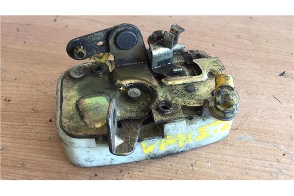 Recambio de cierre electromagnetico delantero derecho para nissan vanette (c220) 1.5 vanette transporter referencia OEM IAM   