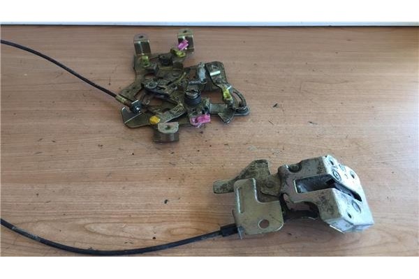 Recambio de cierre electromagnetico trasero izquierdo para nissan vanette cargo 2.3 vanette cargo caja cerrada referencia OEM IA