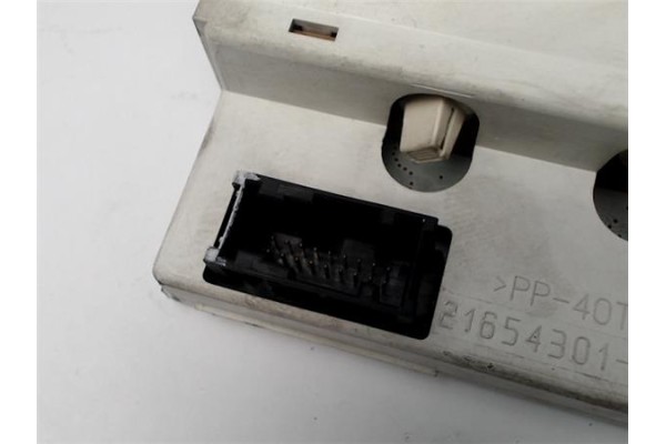 Recambio de reloj horario para citroen xsara 2.0 hdi referencia OEM IAM 9643823677 216672036A 