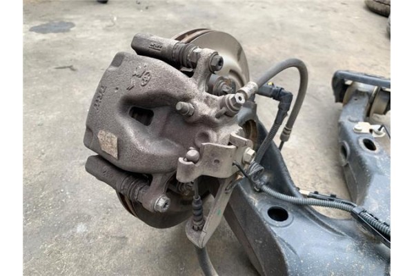 Recambio de mangueta trasero izquierda para citroen jumpy furgón 2.0 club m referencia OEM IAM 1619266680 1618037380 