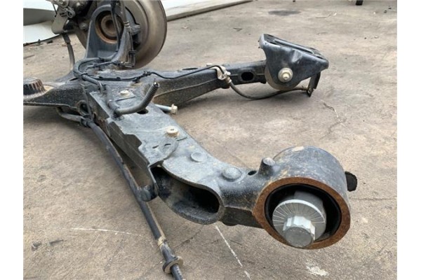 Recambio de mangueta trasero izquierda para citroen jumpy furgón 2.0 club m referencia OEM IAM 1619266680 1618037380 
