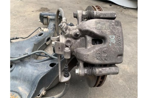 Recambio de mangueta trasero derecha para citroen jumpy furgón 2.0 club m referencia OEM IAM 1618037480 1619266780 