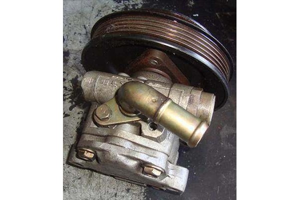 Recambio de bomba servodireccion para audi a4 berlina (b5)(1994) 1.8 t [1,8 ltr. - 110 kw 20v turbo] referencia OEM IAM 8D014515