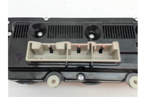 Recambio de mandos climatizador para ford focus (daw, dbw) 1.6 16v referencia OEM IAM 74641470 14020652 