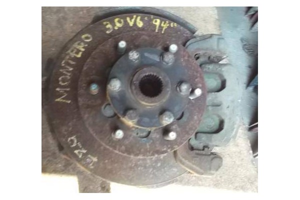 Recambio de mangueta delantero izquierda para mitsubishi montero (v20/v40) 3.0 v6 4x4 (v23w, v43w, v23c) referencia OEM IAM   