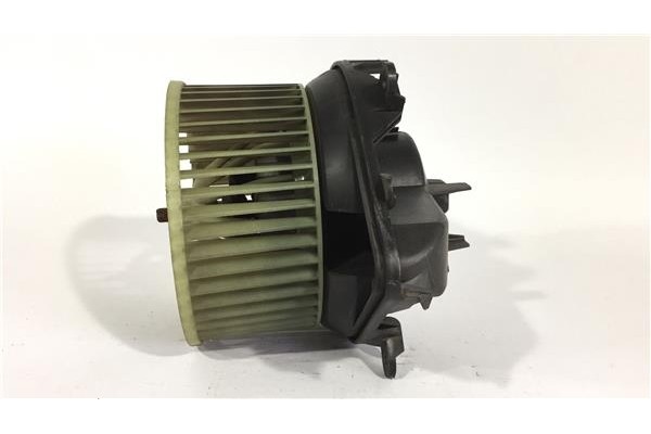 Recambio de motor calefaccion para citroen xsara berlina 2.0 hdi 90 referencia OEM IAM 210681233F 740471233F 