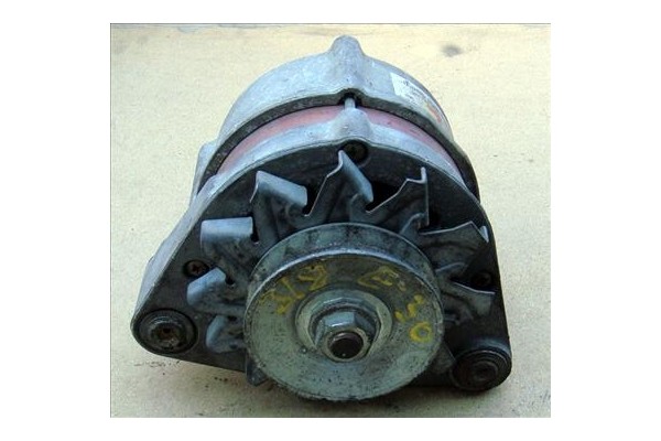 Recambio de alternador para bmw serie 3 berlina (e30) 318 i referencia OEM IAM RECONS 098603670 