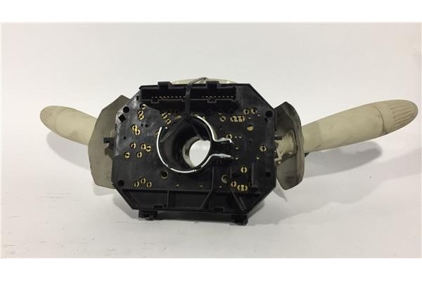 Recambio de mando de luces para fiat 500 1.2 referencia OEM IAM 07354724640 1672303405037 