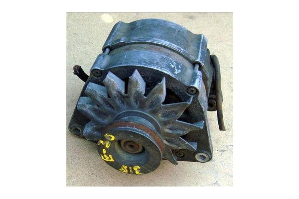 Recambio de alternador para bmw serie 3 berlina (e30) 318 i referencia OEM IAM BOSCH 0120469829 