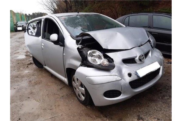 toyota aygo (kgb/wnb)(2005) del año 