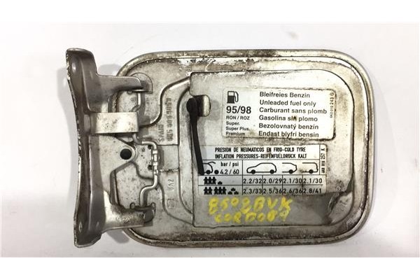 Recambio de tapa exterior combustible para seat cordoba berlina (6k2) 1.6 referencia OEM IAM 6K5809905B  