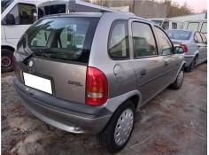 opel corsa b del año 1996