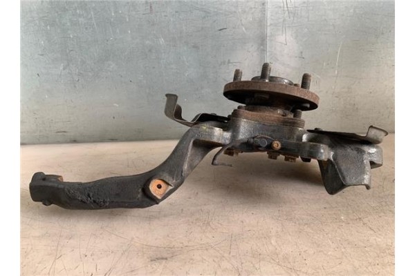 Recambio de mangueta delantero derecha para land rover range rover sport 2.7 v6 td s referencia OEM IAM RUB500120 KN88171703R 