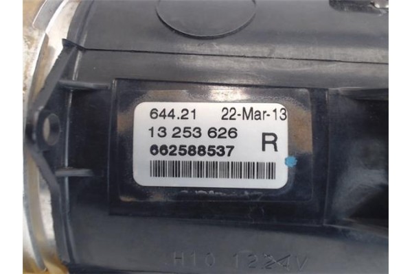 Recambio de faro antiniebla derecho para opel corsa d referencia OEM IAM 13253626 662588537 1710044 , OPEL