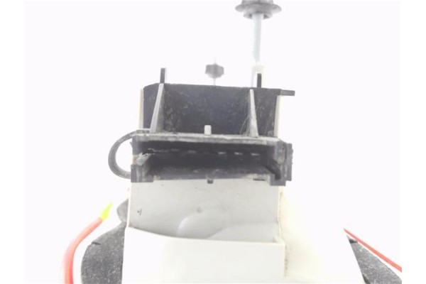 Recambio de piloto trasero izquierdo para ford transit furgón (fa_ _) 2.0 di (fae_, faf_, fag_) referencia OEM IAM YC1X13N004A  