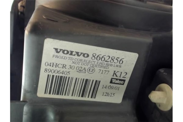 Recambio de faro delantero dcho para volvo s80 berlina 2.4 referencia OEM IAM 8662856 89006405 
