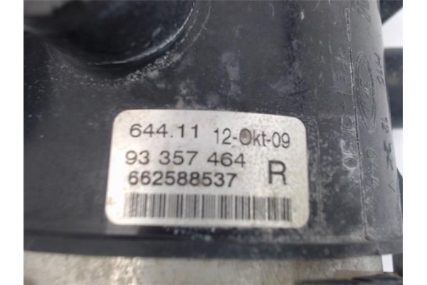 Recambio de faro antiniebla derecho para opel zafira b referencia OEM IAM 93357464 662588537 1710053 , OPEL | 20863017 , OPEL | 