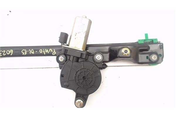Recambio de mecanismo elevalunas delantero izquierdo para fiat ii punto (188) berlina 1.2 8v active referencia OEM IAM 51764550 